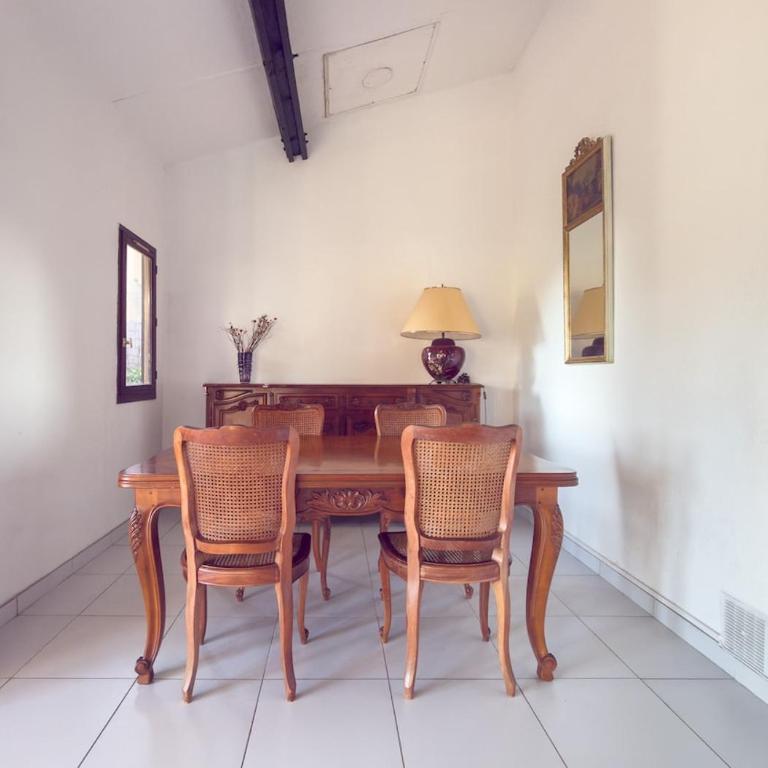 Joli cocon , terrasse, vue mer, piscine - Appartement 2 Chambres - 25