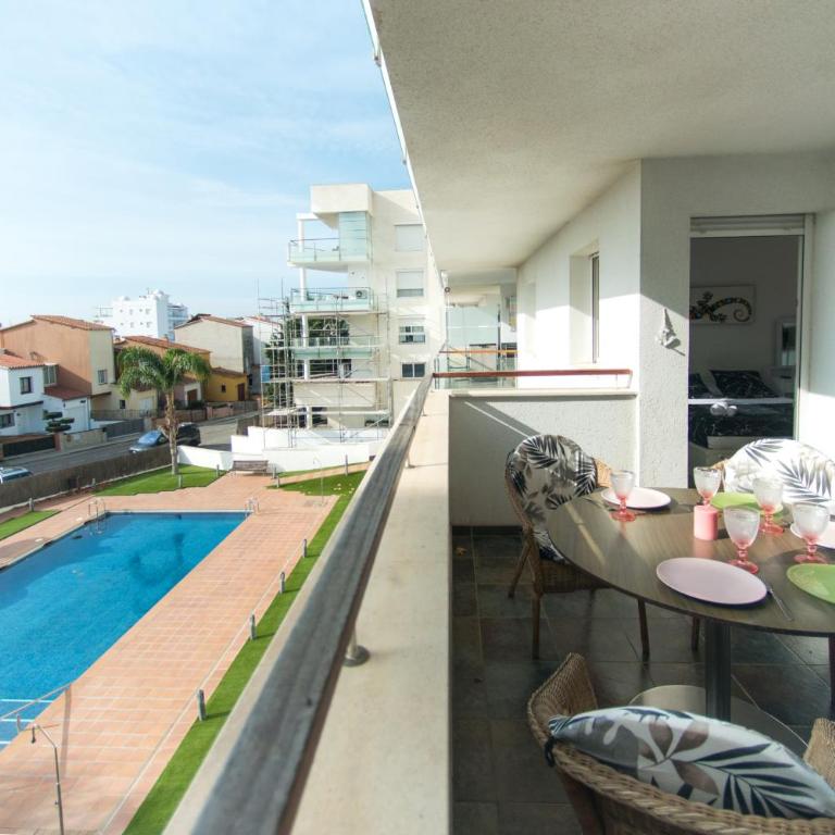 WELCS APARTAMENTO 300 EMP con piscina comunitaria - Apartamento - 1