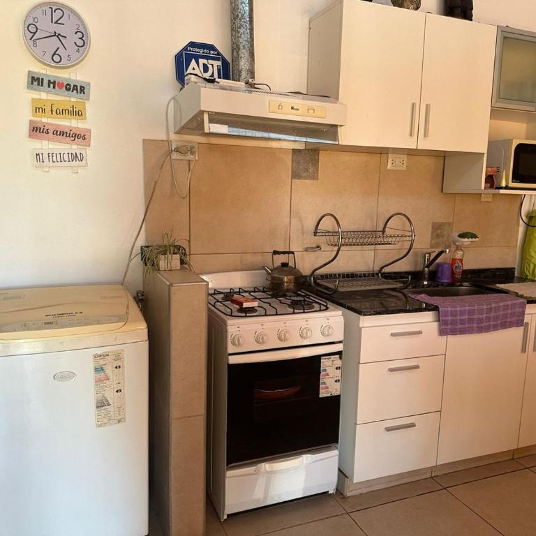 HERMOSA CASA 2 DORMITORIOS EN POTRERO DE GARAY - Casa de 2 dormitorios - 10