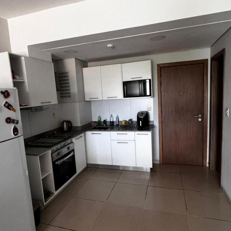 Dpto de dos habitaciones San Lorenzo centro - Two-Bedroom Apartment - 3