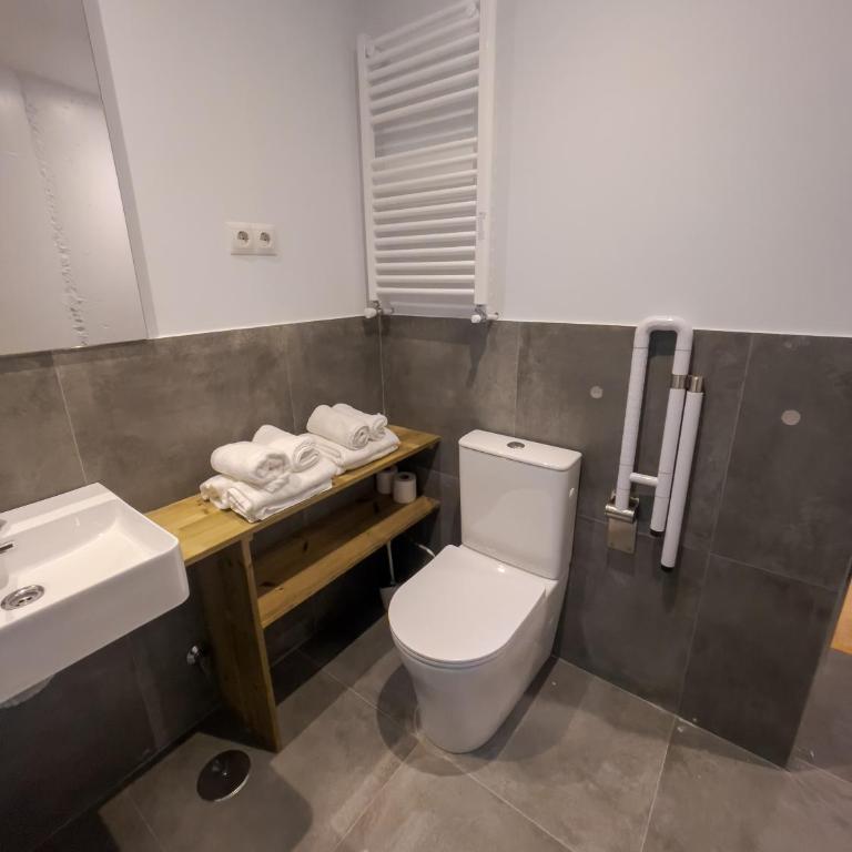La Borda del Gato Rafa - Habitación Cuádruple Prémium - 8