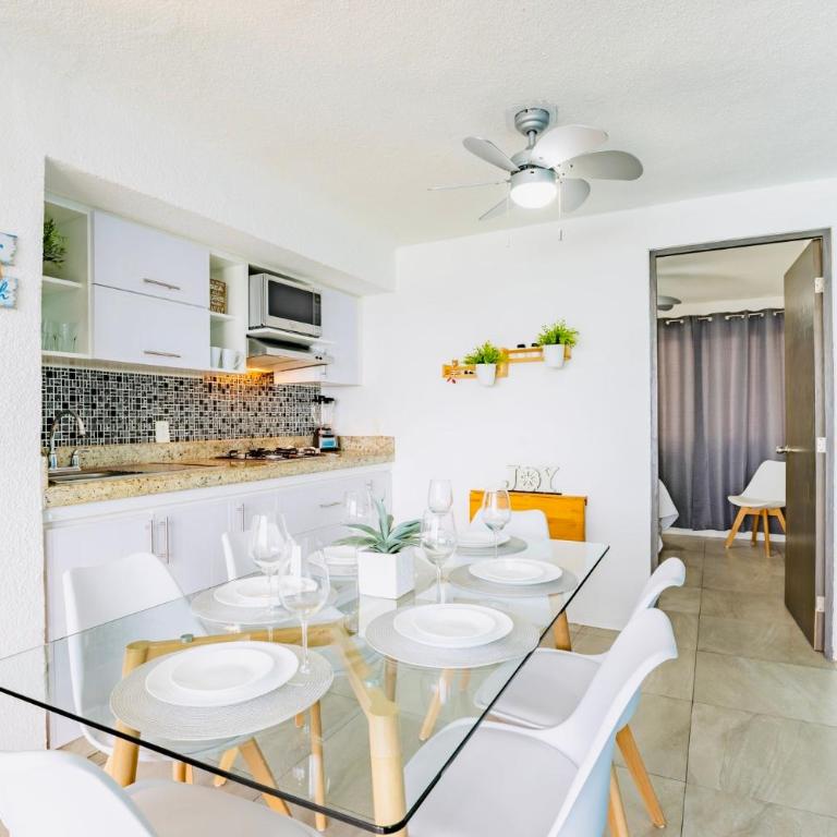 Cancun Ocean view - Two-Bedroom Apartment with Ocean View - 12