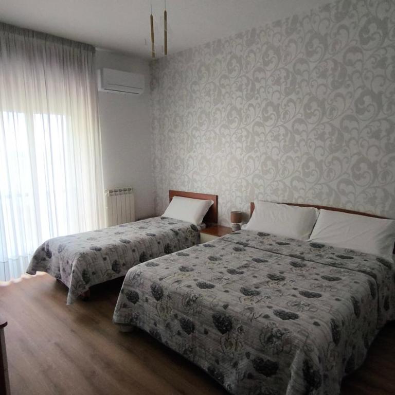 Civico 38 - Camera Familiare con Bagno Privato - 10
