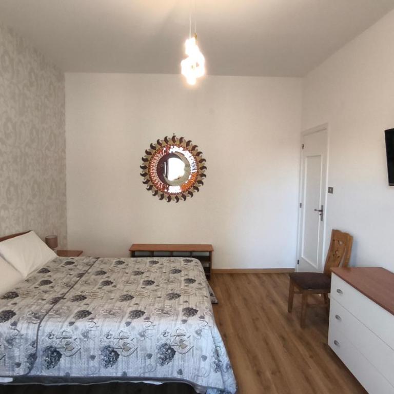 Civico 38 - Camera Familiare con Bagno Privato - 12