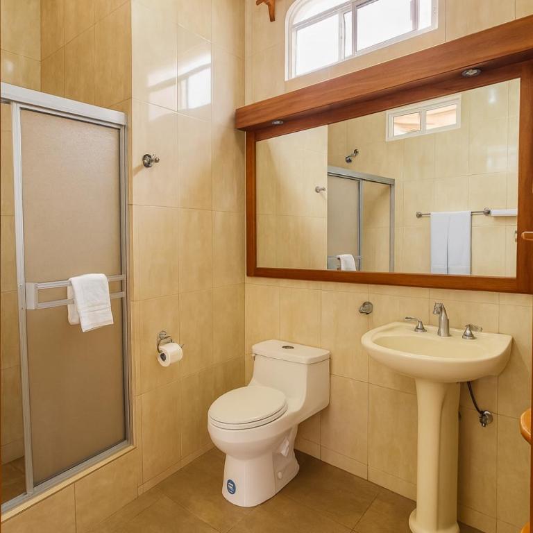 Hotel Del Sol Galapagos - Habitación Superior con cama extragrande - 6