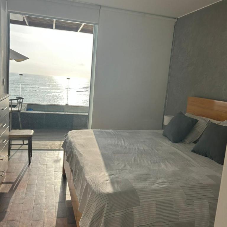 Punta Hermosa - Three-Bedroom Apartment - 5