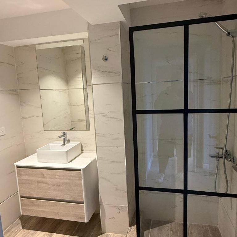 Nogales Apartamentos - Two-Bedroom Apartment with Balcony - 7