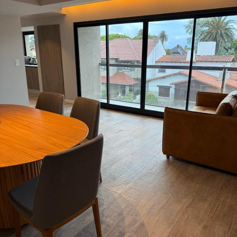 Nogales Apartamentos - Two-Bedroom Apartment with Balcony - 1