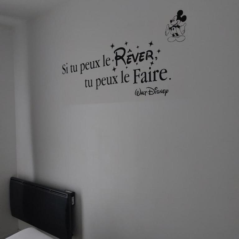 Charmant petit appartement a Disneyland ! - One-Bedroom Apartment - 12