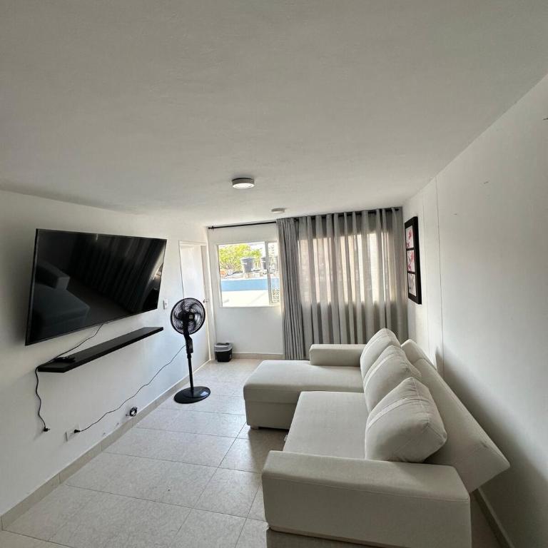 Apto Frente Al MAR Rodadero Santa Marta - Apartamento de 1 dormitorio - 10