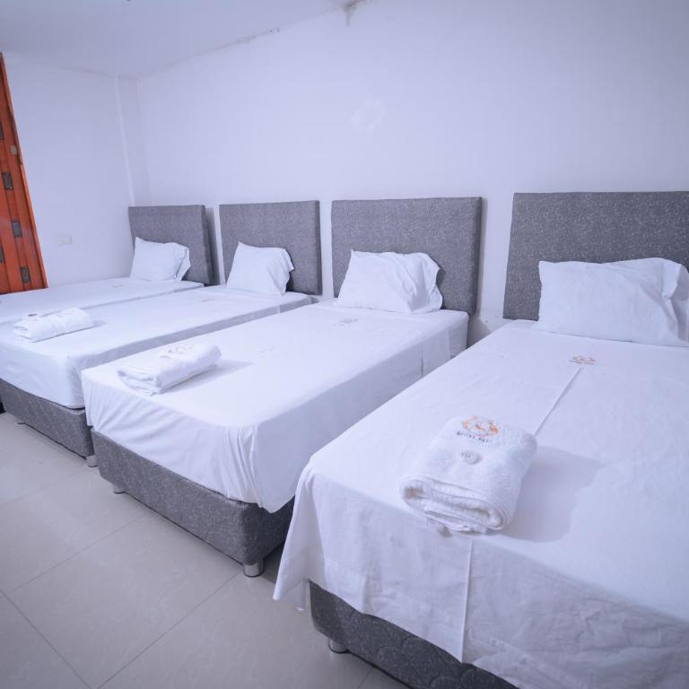 Hotel Real Park - Quadruple Room - 15