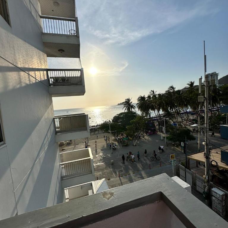 Apto Frente Al MAR Rodadero Santa Marta - Apartamento de 1 dormitorio - 3