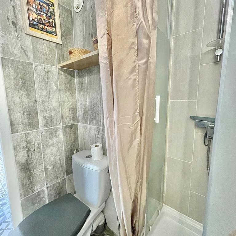 Le chic, Appartement Bord De Mer - Apartment mit 1 Schlafzimmer - 5