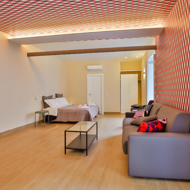 Marilyn Apartment Piazza Bellini - Appartamento con 1 Camera da Letto - 2