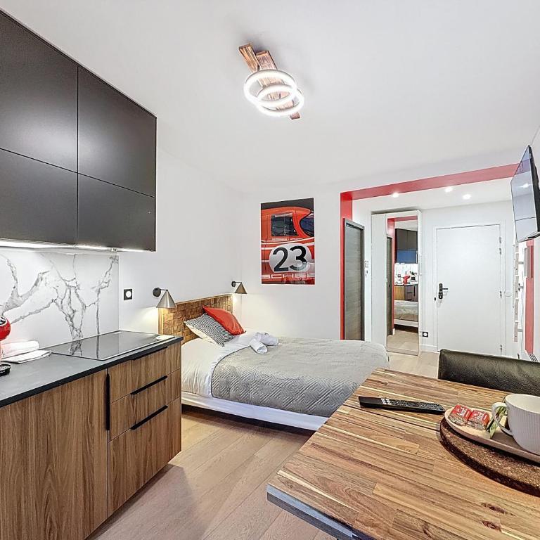 Le 917 - Studio - Netflix - One-Bedroom Apartment - 5
