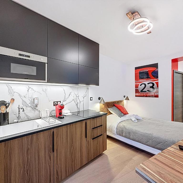 Le 917 - Studio - Netflix - One-Bedroom Apartment - 1