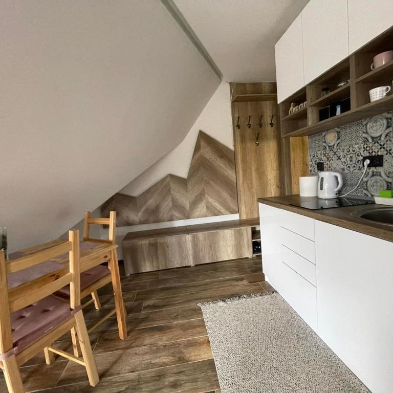 Diamond Magic 2 Divcibare - Apartman sa 1 Spavaćom Sobom, Balkonom i Pogledom na Planinu - 4