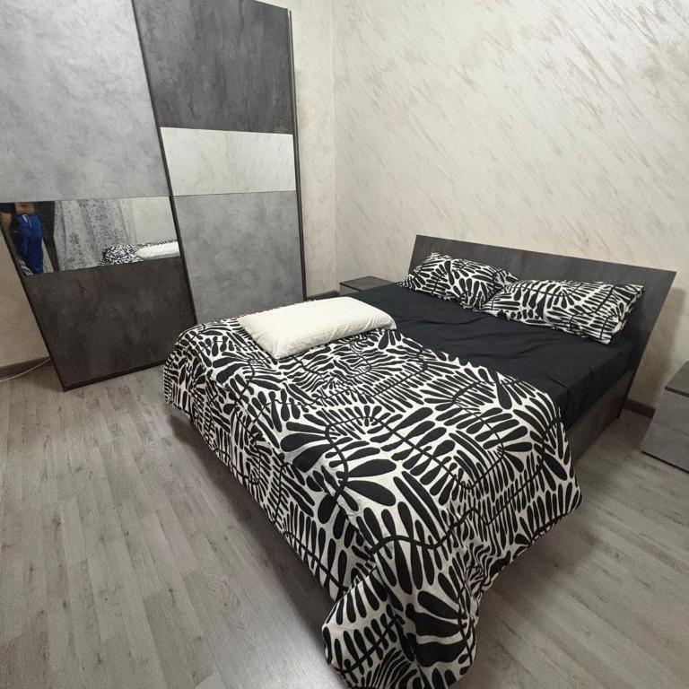 Gioeni PARK HOUSE - Three-Bedroom Apartment - 1