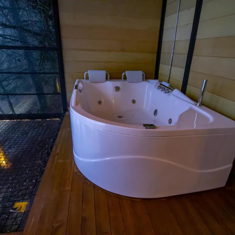 Mist CHALETS - Family Room with Terrace - 4