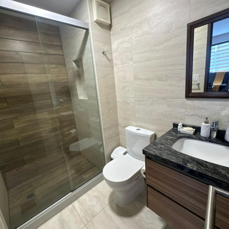 Familiar y equipado a pasos del Cine Center - Two-Bedroom Apartment - 9