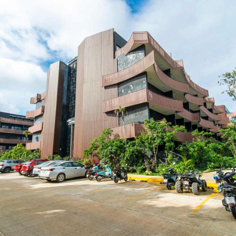 2BR Condo with Jacuzzi Near Habitas Beach - Apartment - 47