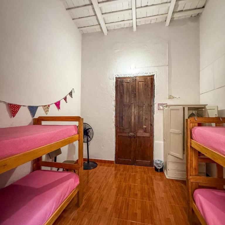 Hostel La Fortaleza - Habitación Cuádruple con baño compartido - 3