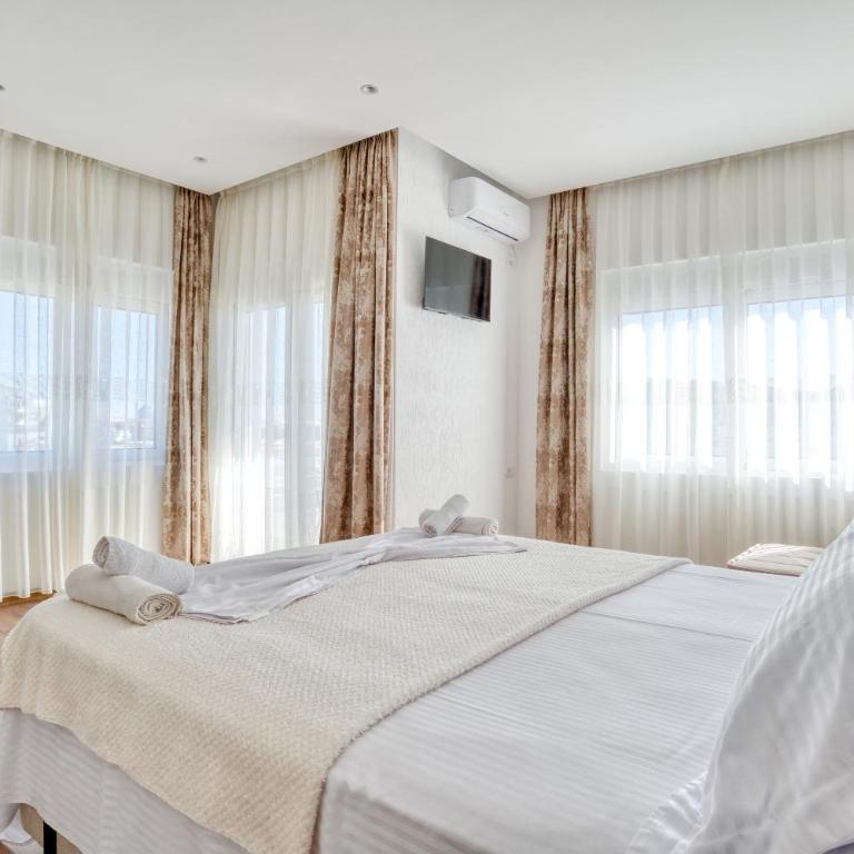 Aqua Lounge Aparthotel Ulcinj - Deluxe Apartment - 7