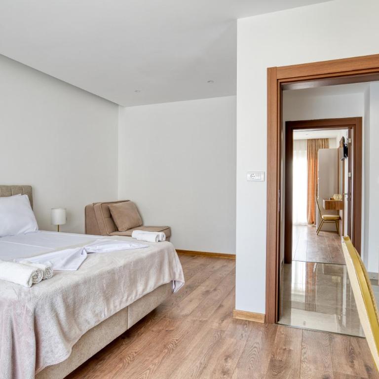 Aqua Lounge Aparthotel Ulcinj - Two-Bedroom Deluxe Apartment - 24