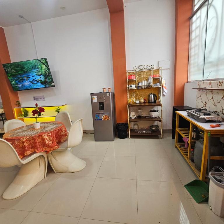 Familiar 1er piso - One-Bedroom House - 11