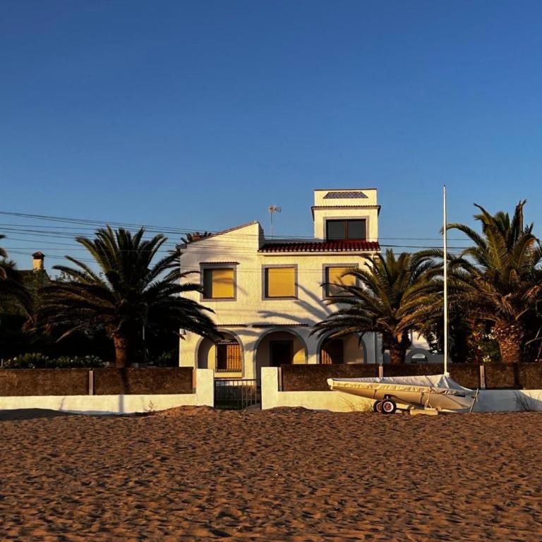 Casa Ained - Beachfront Luxury - Villa Deluxe - 1