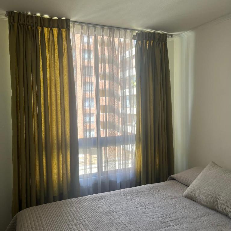 Departamento Amoblado Full Equipado - Apartamento de 2 dormitorios - 42