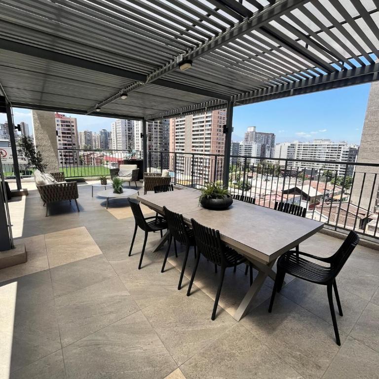 Santiago Centro Moderno Depto Amoblado 2 Dormitorios - Two-Bedroom Apartment - 75