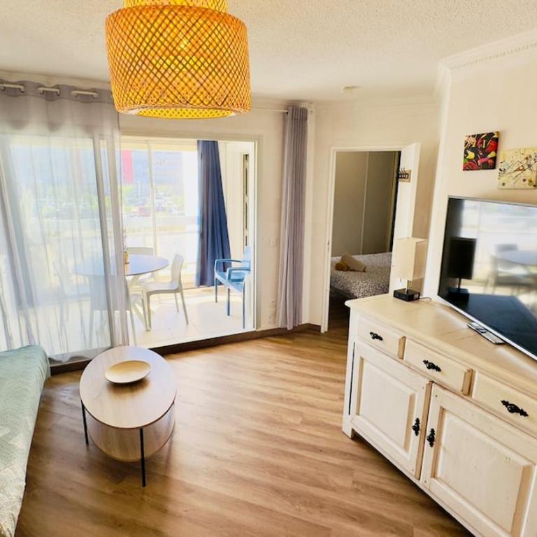 Logement entier - Idéalement situé - Appartement 2 Chambres - 4