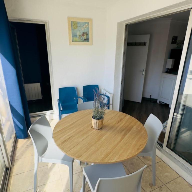 Logement entier - Idéalement situé - Appartement 2 Chambres - 8
