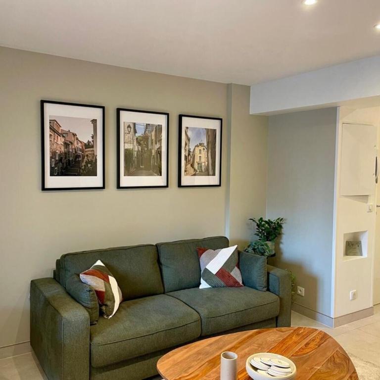 Spacious Group Stay in Antibes - Appartement 2 Chambres - 1