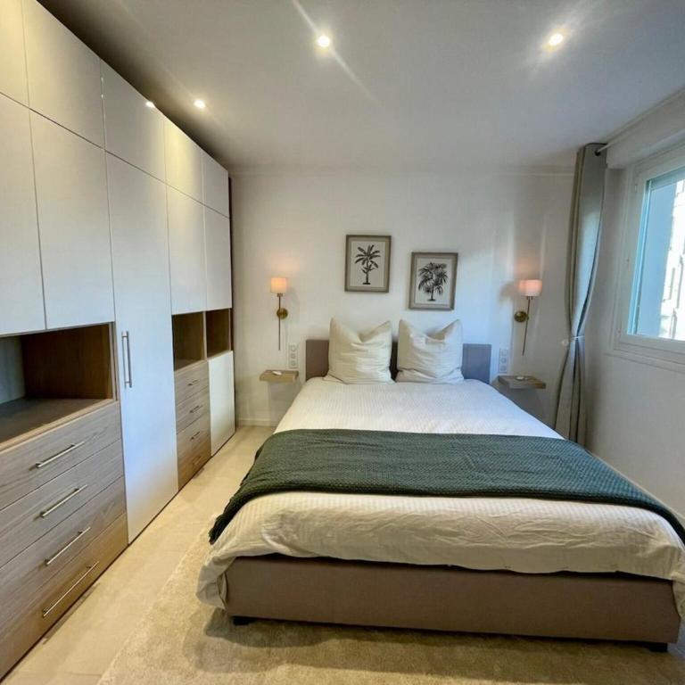 Spacious Group Stay in Antibes - Appartement 2 Chambres - 2