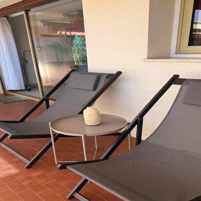 Peaceful La Pinède apartment for couple - Apartment mit 1 Schlafzimmer - 12