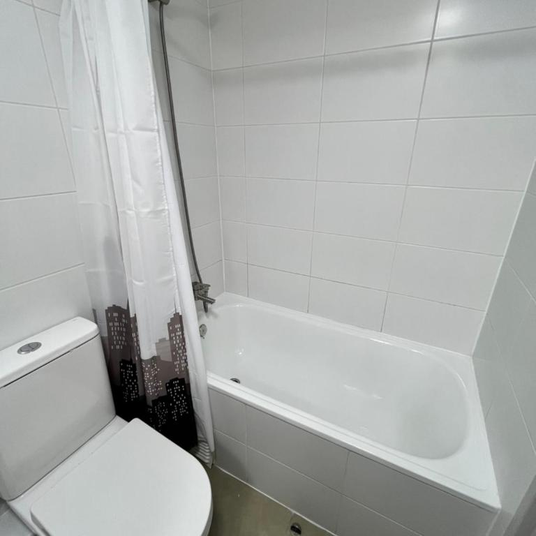 Santiago Centro Moderno Depto Amoblado 2 Dormitorios - Two-Bedroom Apartment - 49