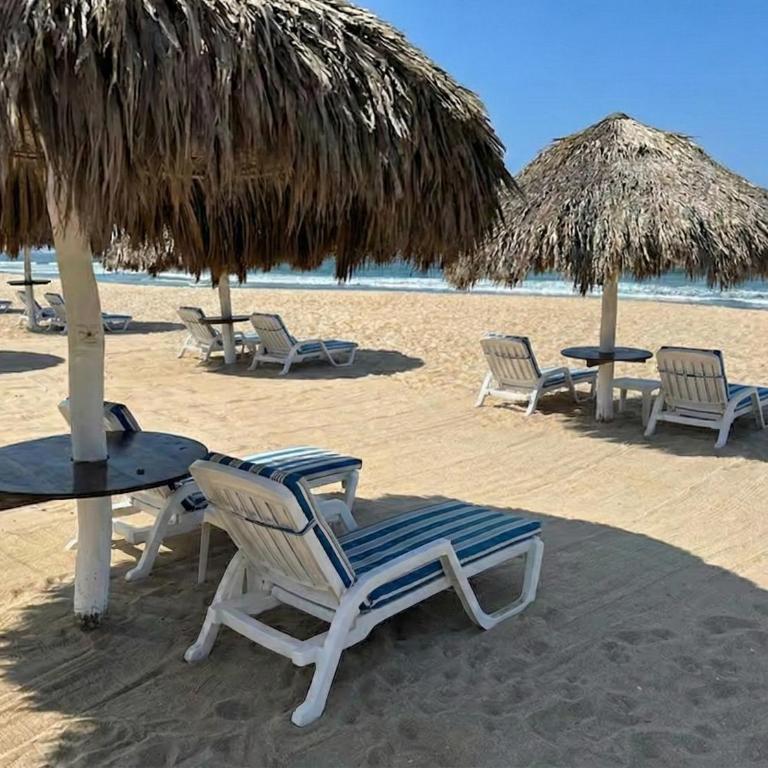 Peninsula Tower 4 bedrooms beachfront sea view - Apartment - 7