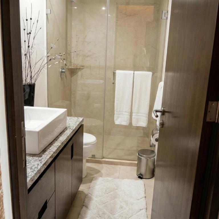 Peninsula Tower 4 bedrooms beachfront sea view - Apartment - 28