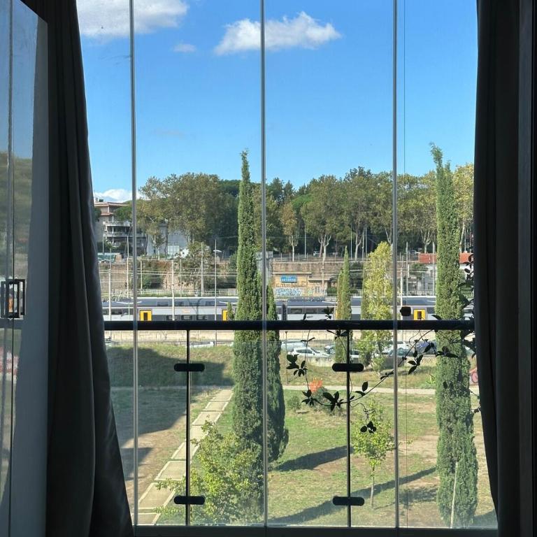 Getaway Roma Home - Three-Bedroom Apartment - 27