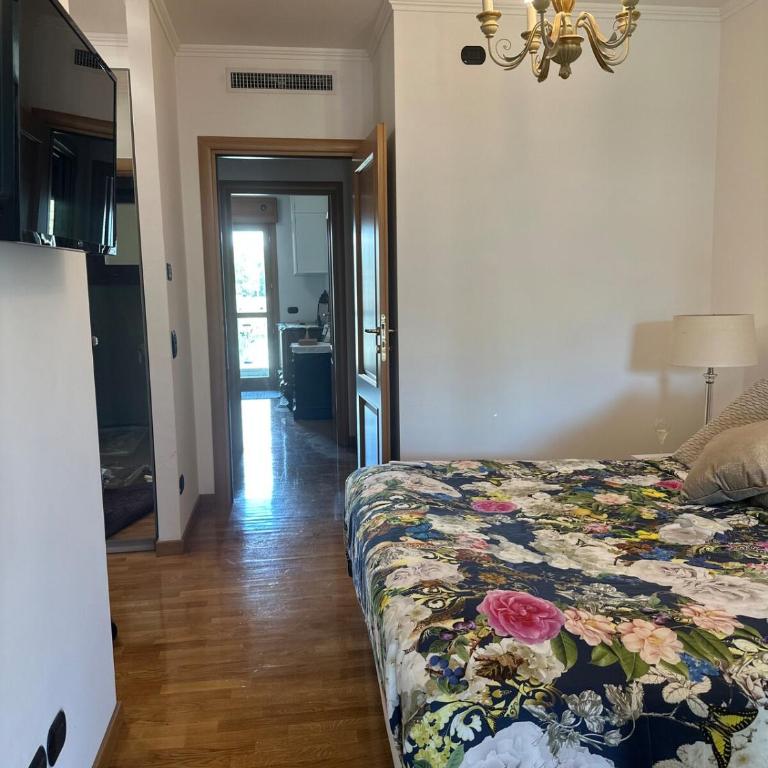 Getaway Roma Home - Three-Bedroom Apartment - 13