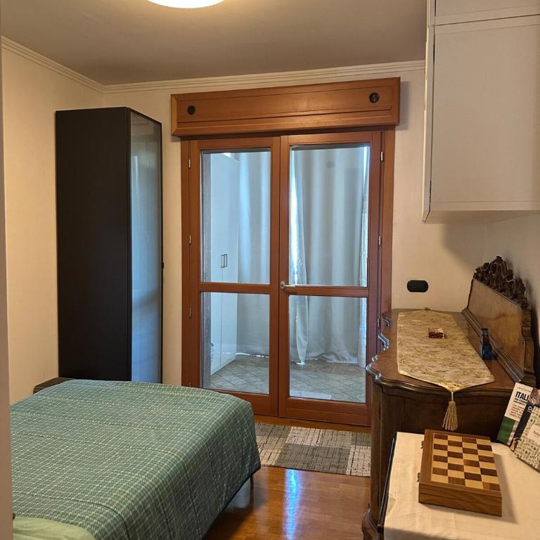 Getaway Roma Home - Three-Bedroom Apartment - 25
