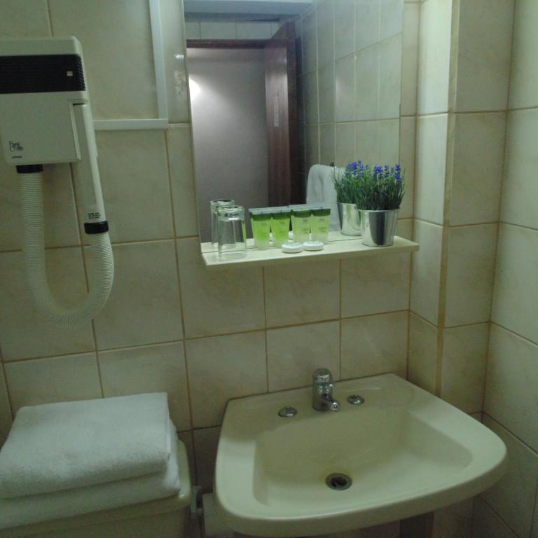 Hotel HD Natales - Standard Triple Room - 11
