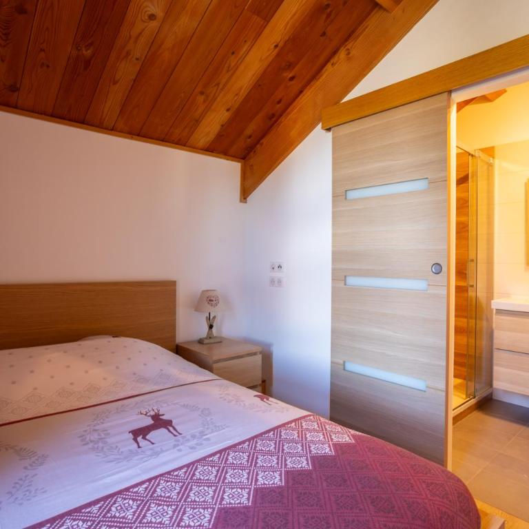Chalet La Tanière 14 Pers - piscine chauffée et sauna - Vars Saint Marcellin - Chalet - 38