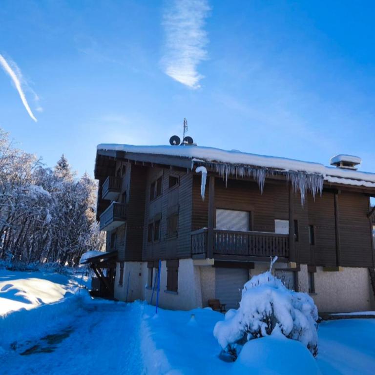 Appartement cosy avec piscine ski à proximité - Appartement - 1