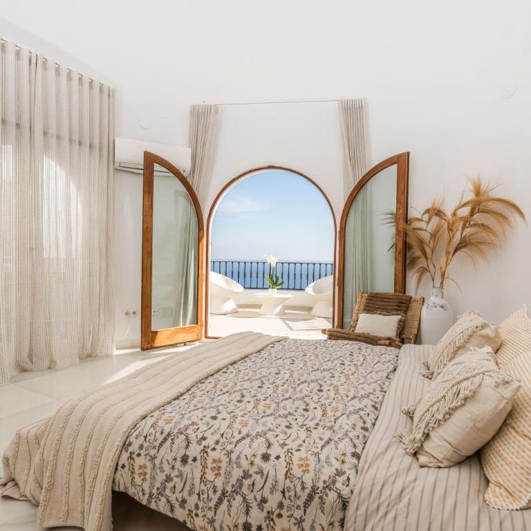 Zen House - Four-Bedroom Deluxe Home - Oceanfront - 37