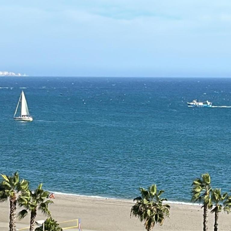 Precioso apartamento frente a la playa - Two-Bedroom Apartment - 22