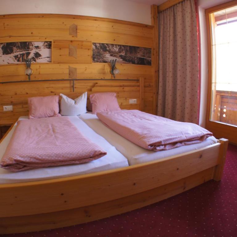 Hotel Schweizerhof - Studio (2 Erwachsene + 1 Kind) - 11
