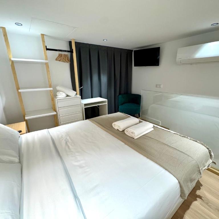 Premium Plaza San Cristóbal - Gran Vía Centro - Apartamento Superior - 1